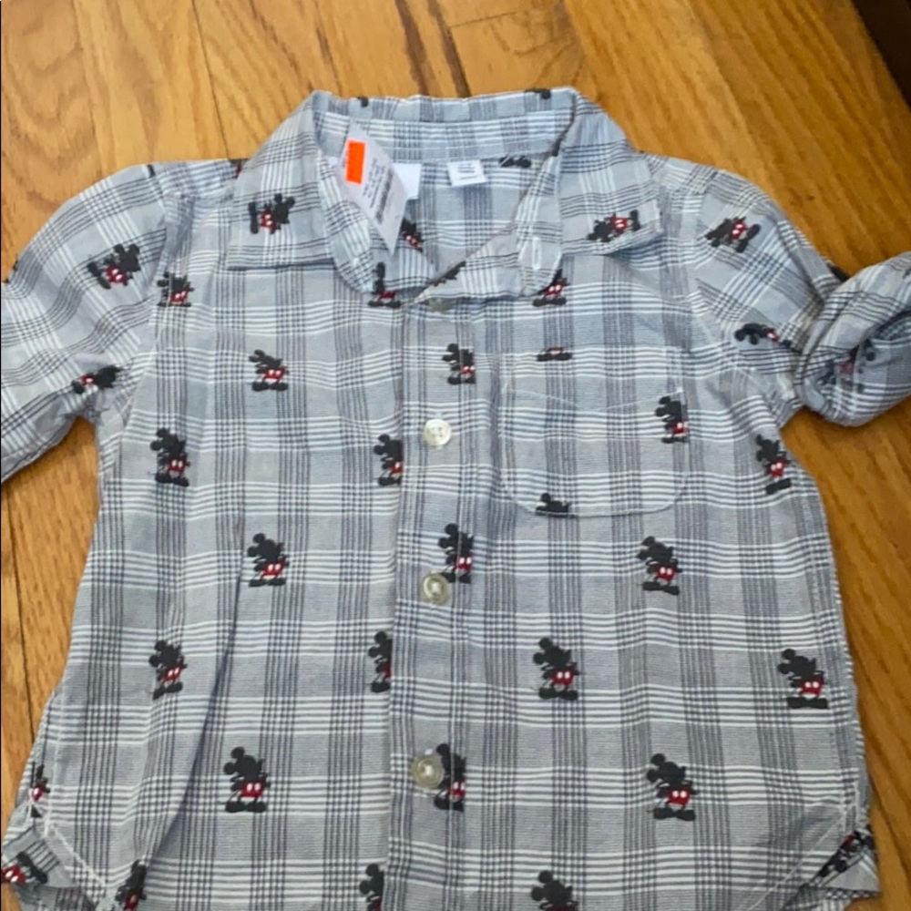 Brand new baby gap shirt